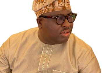 CHIEF AKIKA MAKES TRIUMPHANT APPEARANCE, EXPRESSES GRATITUDE TO DISTINGUISHED PERSONALITIES