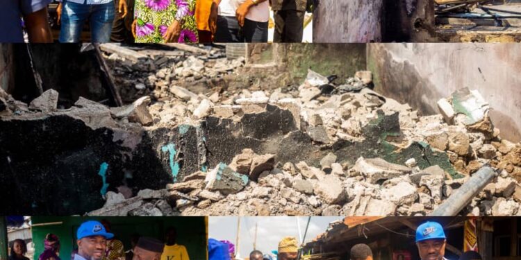 Oyo Lawmaker Hon. Babajide Gabriel Donates Cement And Blocks To Gbaremu Market Fire Victims*