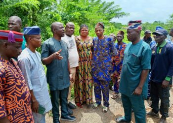 Akeem Olatunji Relocates LCDA Back To Olode As Oluyole LG Draws A Battle Line Against Land Grabbers  …as the Council chairman also inspects ongoing community primary school projects.