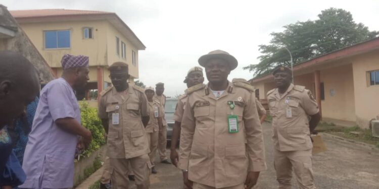 PHOTOS: EGBEDA LOCAL GOVERNMENT WELCOMES NEW COMPTROLLER OF IMMIGRATION ON FAMILIARISATION VISIT