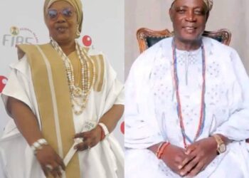 Oyo market leader, Princes Abeo celebrates Ladoja at 80, describes him as living legend*
