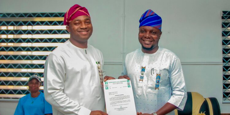 Ibadan North Council Boss, Olufade Swears In Secretary, Oluwafemi Bantu And Assistant Secretaries Shodende, Olaniyi