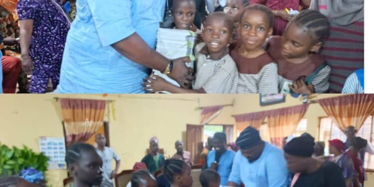 Oyo PDP Chieftain, Bibire Distributes Notebooks To Pupils, Students To Foster Continuous Learning