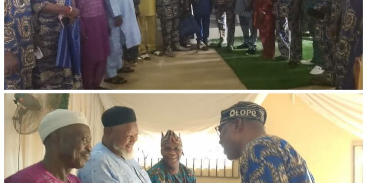 The Awu, Aba-Emu and Alatise General Landlords/Landlady’s Association in Ona Ara Seeks Infrastructure Boosts, Meets Gov. Makinde’s Aide, OTOPE* ….requested for borehole, drainage system and Solar Power