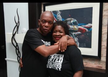 Oyo Market Leader, Princess Abeo, Commiserates with Makinde’s Aide on Wife’s Death*