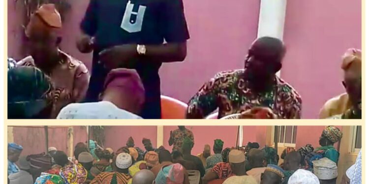 Oyo lawmaker Akintayo ‘Ilumoka’ Donates 1 Million To Boost PDP In Oluyole LG