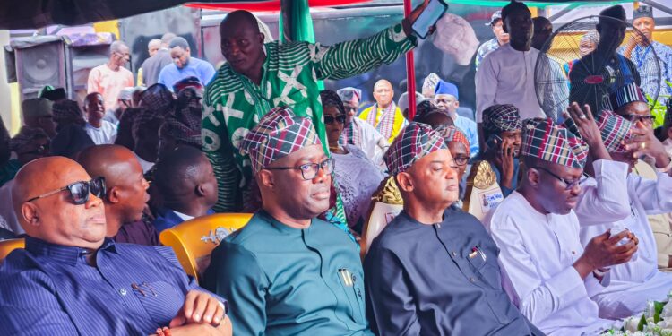 2027: It’s APC versus Nigerians, Makinde declares..Donates South-West Secretariat to PDP, calls for unity in party