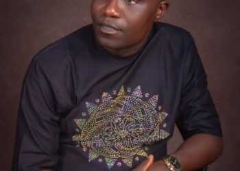 Hon Akinwole Akinleye Hosts Oyo state NYSC Director, assures him of continuous support for corp members.