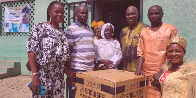 Oyo PDP Scribe Adeleke, Gives Out Cash, Freezer to Party Member