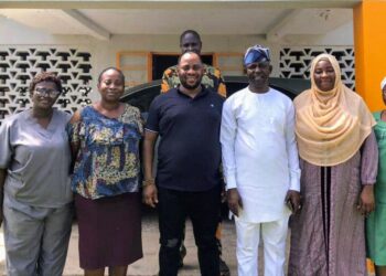 Dr. Fagbemi, Engr. Akeem Olatunji Synergize On Reviving Dilapidated General Hospital, Orile-Odo