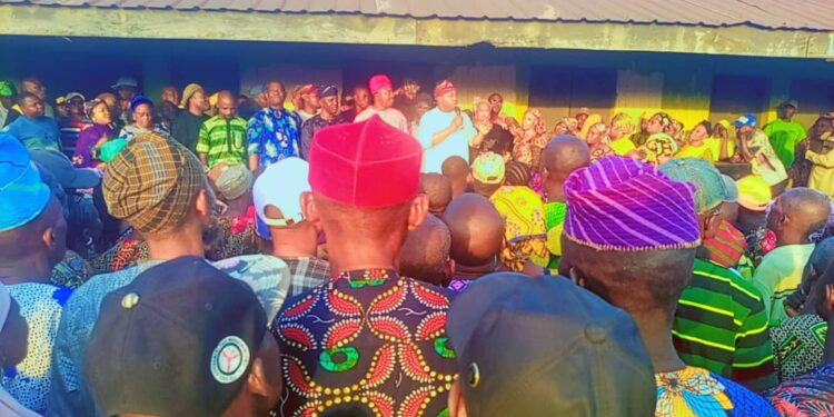 Ib,North Bye Election: Hon. Waheed Adeniyi Akanbi (Biiro) Declares for House of Representatives Seat, Donates Millions to Party Faithfuls and Executives