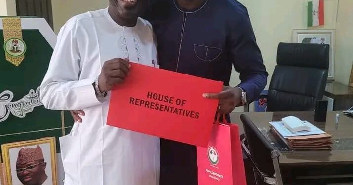 Hon. Lanre Sarumi Hails Amb. Taofeek Arapaja’s Exceptional Contributions to PDP and Oyo State on His Birthday