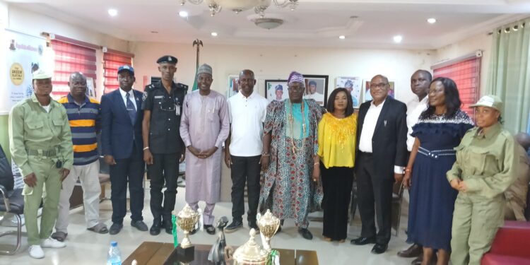 Oluyole Inaugurates NYSC Local Government Committee