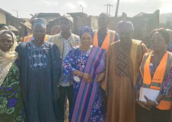 Jubril Dotun Sanusi Donates N5m to Victims of Fire Disaster at Eleyele, Moniya Markets
