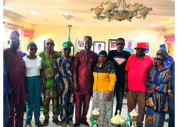 Akeem Olatunji Impressed Over Successful Eye Surgeries Carried Out On 10 Oluyole LG Members