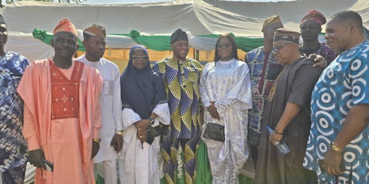 Dr. Fagbemi Charges Social Group in the State to Support Present Govt in Providing Quality healthcare for the People…As Iseyin Development Union Donates Modernised Water Borehole to General Hospital Iseyin