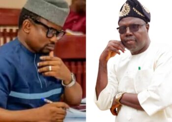 DEACON IFEOLUWA AYODELE OGUNLOLA (PUBLISHER, TUMITE NEWS) FELICITATES WITH HON. BABALOLA ABIODUN ON HIS BIRTHDAY