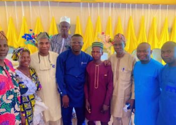 Photos News: Ibarapa East LG Chair, Hon. Arogundade Swears-In Five Newly Appointed Supervisors, Two S.As