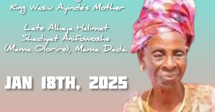 Chief Dr (Mrs). Omobolanle Olatise (Ceo Alexes Promotions ) commiserate Wasiu Ayinde Marshal Mother on the passing of his beloved mother Alhaja Halimat Shadiyat Anifowoshe (Mama Olorire).
