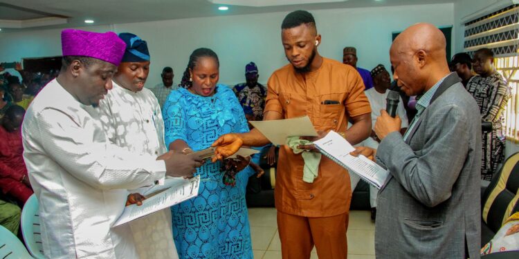 Ibadan North Council Chairman, Olufade Swears In New Supervisory Councilors And Special Assistants