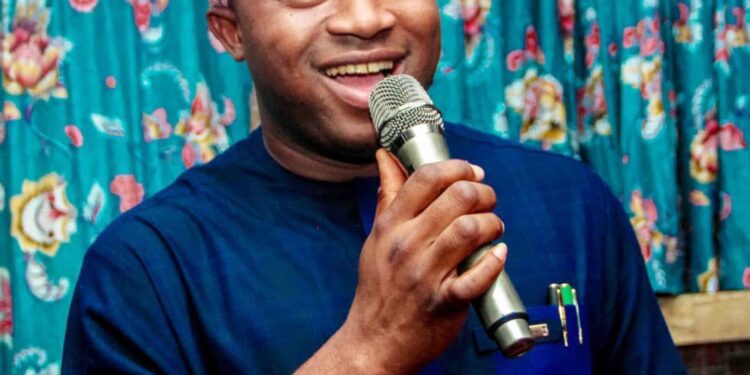 Birthday: Lagelu Chairperson, Taiwo Abibat Mudashiru, Felicitates Ibadan North Counterpart, Aramide Olufade