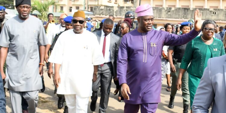 Annual interfaith thanksgiving service: Makinde promises to review pensioners’ wages