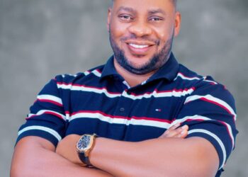 Birthday: Olajide Olaoluwa Peter  felicitates OYSHMB Boss,  Dr Akin  Fagbemi on birthday, describes him as man of integrity