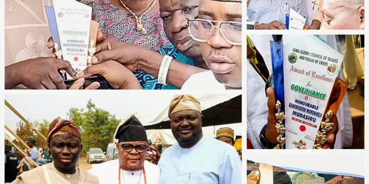 AKT, Okeyode, Double-T, Macadof,Shangodoyin, Kenfab, Ibitoye, Adeaga, Lambash, Olatoye, Adeniran other PDP Luminaries in Attendance As Igbo-Elerin Honors Lagelu Chairman, Kamorudeen with Excellence Award in Governance