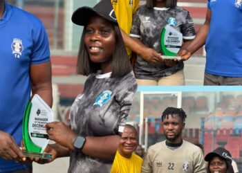 PHOTOS: Oyo Commissioner, Adegoke Presents NPFL Award to Shooting Stars’ Outstanding Keeper and Head Coach