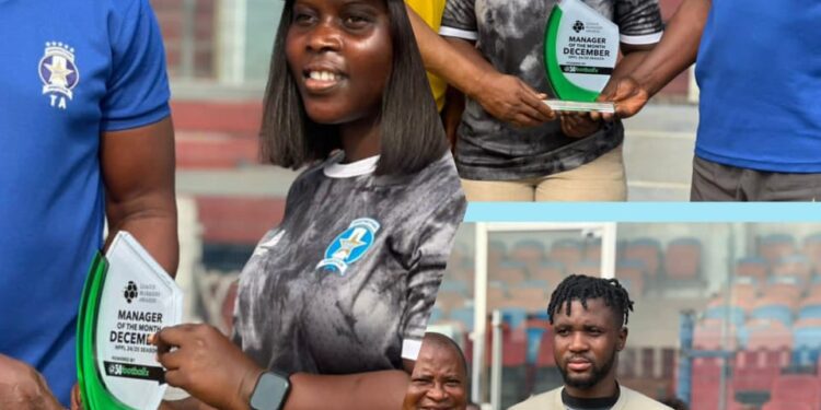 PHOTOS: Oyo Commissioner, Adegoke Presents NPFL Award to Shooting Stars’ Outstanding Keeper and Head Coach