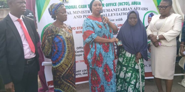 Oyo Gov’t, Federal Gov’t Collaborate To Alleviate Poverty