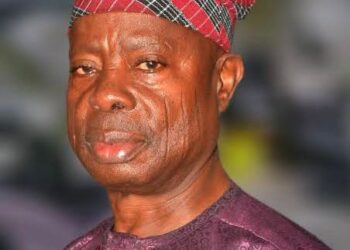 Oyo Deputy Gov felicitates Babaloja general, YK Abass on birthday*