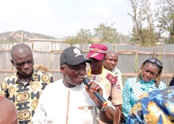 Ibadan North West Council Boss, Alh AbdulRahman Cautions Motorist’s And Traders Against Road side Commercial Activities 