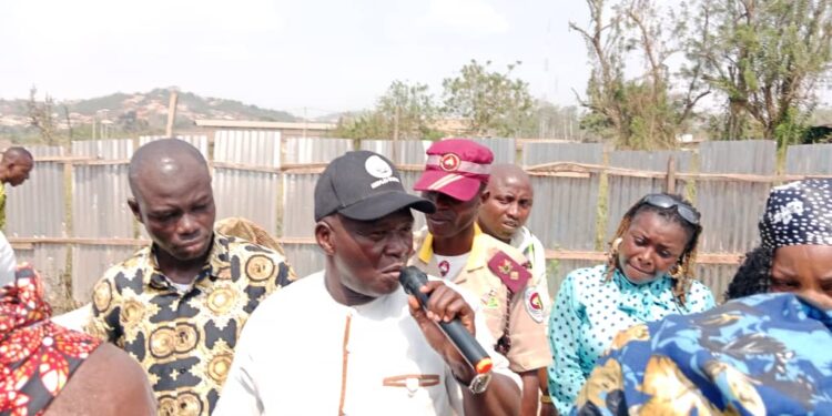 Ibadan North West Council Boss, Alh AbdulRahman Cautions Motorist’s And Traders Against Road side Commercial Activities