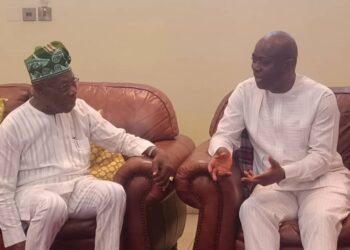 Just In: Ex President Obasanjo Pays Makinde Condolence Visit Over Brother’s Demise