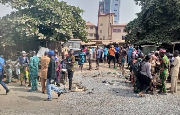 Ibadan Crash: Granite-Laden Truck Kills one at Eleyele Bus Stop