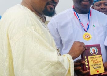 Akinyele Council boss, Hon Akinwole Akinleye bags Exemplary Leader 2025 Award of Excellence*.