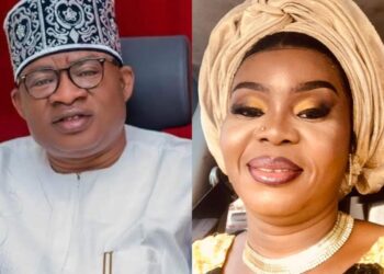 Mrs olubunmi Adegoke ( Bunmikaz) celebrate oloye Adegboyega Adegoke on his Birthday