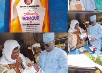 Oyo Lawmaker, Ogundare Abideen Adeoye receives award of Honor in recognition of his outstanding service and contributions.