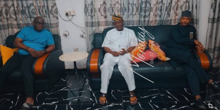 Olopoeyan Holds MC Oluomo In Ibadan