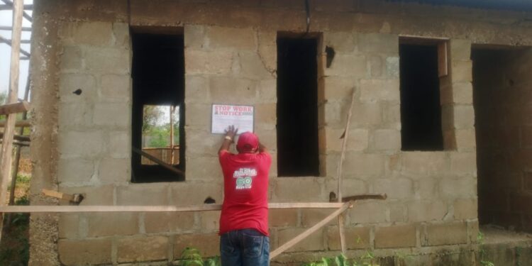 PHOTOS: Oyo State Government Cracks Down On Land Grabbers