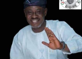 Birthday: “Your Fatherly Role In My Life Is Priceless” – Hon. Adebayo Babajide Gabriel Celebrates Former Oyo Deputy Governor, Alhaji Hazeem Gbolarumi