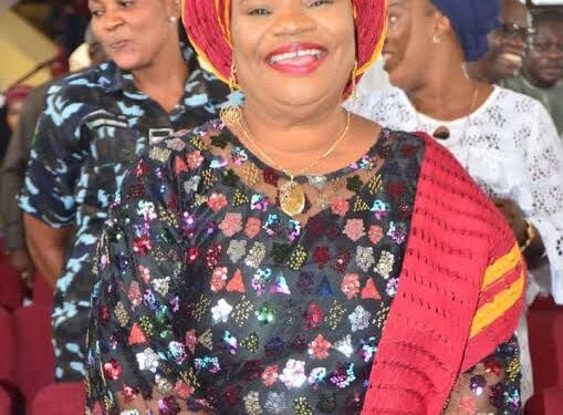 Oyedeji Ahmed felicitates wife of Oyo Deputy Gov on birthday