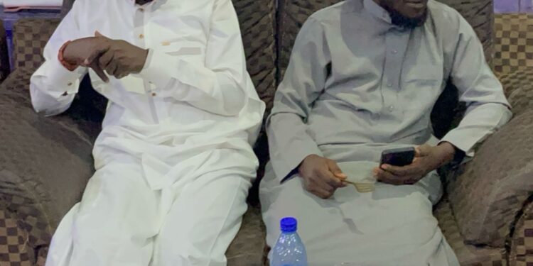 Breaking: Chief Imam of Ogbomoso Pays Akeem Olatunji A Historic Visit At His Private Residence For Iftar