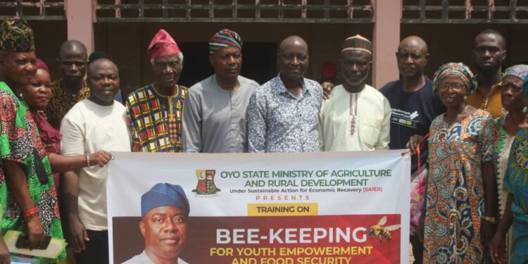Oyo Govt Trains 1,950 farmers in various Agricultural Enterprises*