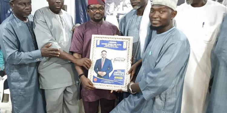 Just In: “League of Imam and Alfas in Ibadan North East Recognizes Oyo Lawmaker Babalola Commitment to Unity”