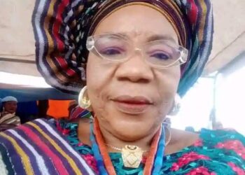 Oloye Jubril Dotun Sanusi, Extols Iyaloja Saratu Aduke Konibaje, on Her Birthday*