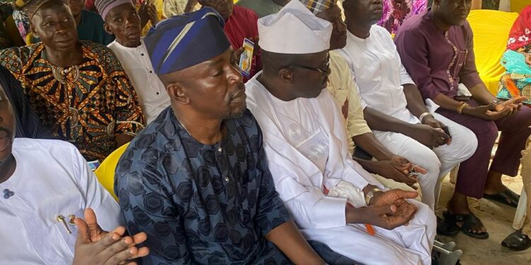 Oyo LG Pension Board Chair, Hon. Ige Applauds Dr. Temitope GLORIOUS for Outstanding Leadership in Ona Ara