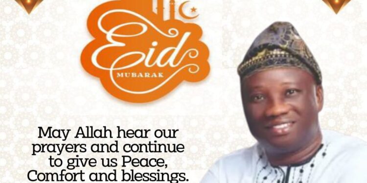 Eld al-Fitri: Oyo Lawmaker, Fowokanmi Celebrates the Good Peoples of Ibadan Southwest Constituency2  and all Muslim family in oyo State