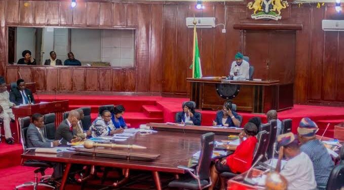 Just In: Oyo Assembly directs Saki East chairman, Adedokun to step aside over alleged gross misconduct